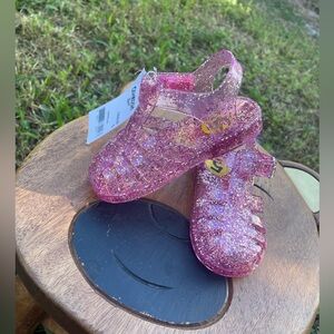 Oshkosh B’gosh Marie Jelly toddler girl sandals glittery pink size 5 - NWT